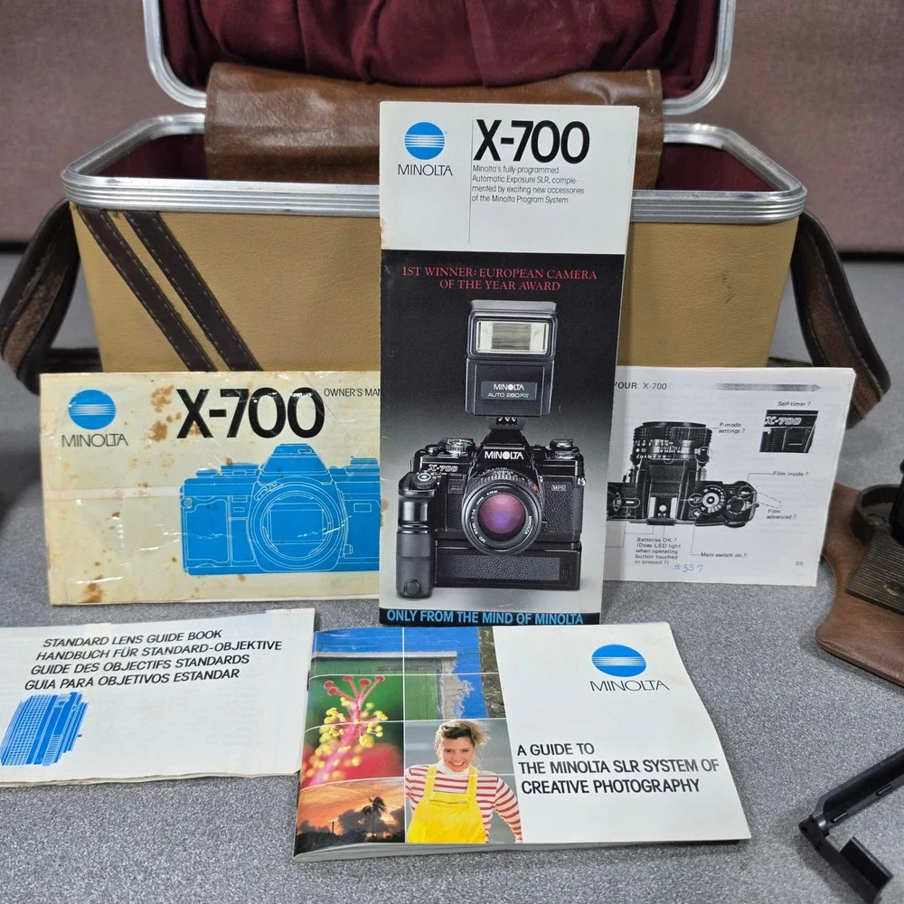 Minolta X-700 SLR 35mm Film Camera Kit MD 50mm 1.7 28mm Macro Bundle Works!